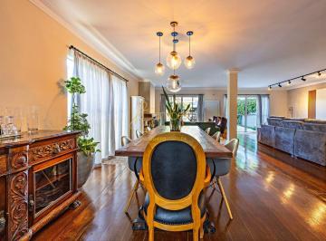Casa · 351m² · 4 Quartos · 4 Vagas · Casa no Alto da Boa vista, ARBORIZADO E TRANQUILO !!