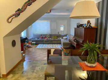 Casa · 300m² · 4 Quartos · 4 Vagas · Casa Reformada e Tecnológica no Brooklin - 4  Quartos , 2 Suítes, Academia, Cinema e Muito Mais!
