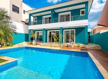 4dc8ea16c52d03ce96d6fb2c1bb7b9b7e6262d31 · Casa com 5 dormitórios à venda, 356 m² por R$ 2.900.000 - Suru - Santana de Parnaíba/SP