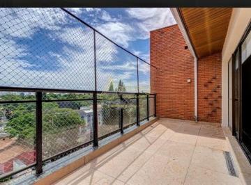 Apartamento · 260m² · 3 Quartos · 3 Vagas · Cobertura com piscina e churrasqueira no Alto da Boa Vista, perto do metrô