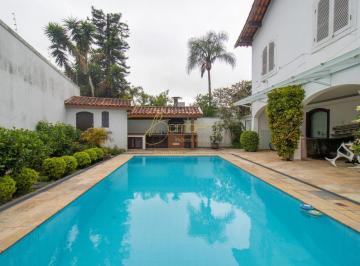 Casa · 460m² · 5 Quartos · 6 Vagas · Ampla casa na Vila Tramontano (região do Real Parque), 5 suítes, 6 vagas.