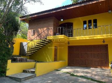 Casa · 480m² · 8 Quartos · 5 Vagas · Casa/Sobrado com 8 quartos, sendo 4 suítes, com piscina, e 5 vagas no bairro Jardim Marajoara.