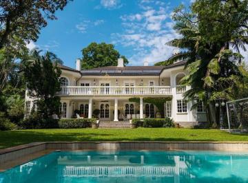 Casa · 1497m² · 5 Quartos · 9 Vagas · CASA NO CONDOMÍNIO CHÁCARA FLORA - 5 SUITES - JARDIM GIGANTE  - PISCINA E MUITO VERDE
