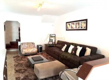Casa · 220m² · 3 Quartos · 4 Vagas · Casa com 3 quartos no Portal do Morumbi!