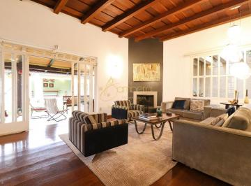 Casa · 450m² · 4 Quartos · 4 Vagas · Casa espaçosa  no Brooklin Velho