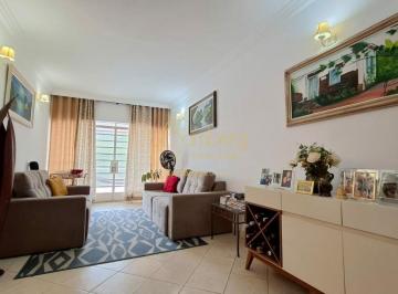 Casa · 171m² · 3 Quartos · 1 Vaga · Charme e Potencial no Jardim Progredior - 3 dorms sendo 2 suites - com Piscina!