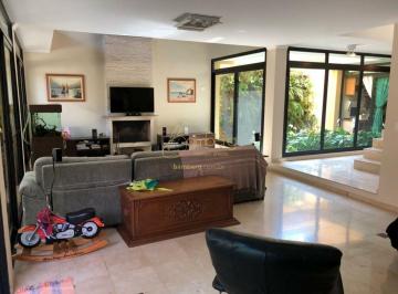 Casa · 485m² · 4 Quartos · 4 Vagas · Imóvel Moderno com 4 Suítes e Piscina com todo lazer no Campo belo