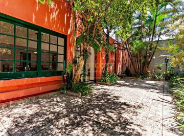 Casa · 270m² · 5 Quartos · 3 Vagas · Casa  em rua Fechada Granja Julieta
