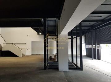 Comercial · 945m² · 8 Vagas · Prédio comercial em Moema. 945 m² de área construída - 8 vagas.