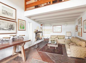 Casa · 302m² · 3 Quartos · 3 Vagas · Vitória Régia, casa em rua fechada, área verde, 3 quartos/ 3 suítes, 501 m² úteis e 363 m² totais..
