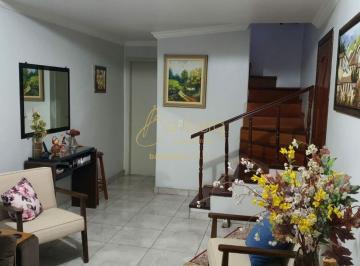 Casa · 112m² · 3 Quartos · 2 Vagas · Bom imóvel, bem conservado / 3 quartos / sala / 2 banheiros / 2 vagas