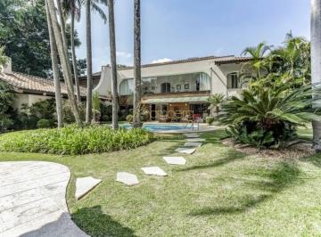 Casa · 1200m² · 3 Quartos · 8 Vagas · Cidade Jardim - Linda residencia em área nobre, com 1.650m2                              de terreno!