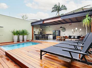 Casa · 450m² · 5 Quartos · 6 Vagas · Casa linda com piscina e área gourmet no Alto da Boa Vista