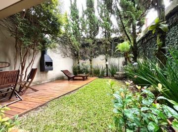 Área Externa · Casa em Condomínio | Alto da Boa Vista | 200 m² | 3 Suítes | 3 Vagas