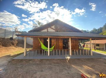 Casa de 2 quartos, Camanducaia · CHALÉ RÚSTICO