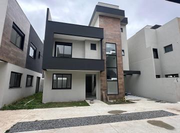 Casa de 3 quartos, Curitiba · Sobrados Alto padrão no Uberaba com terraço e preparo para jacuzzi