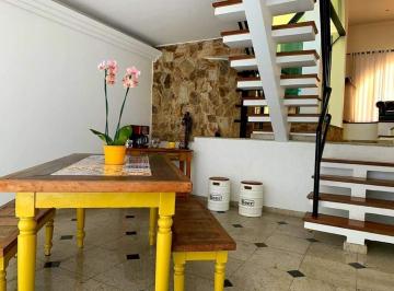 Casa · 256m² · 3 Quartos · 5 Vagas · Sobrado Terra Nova II , 3 dormitórios planejados , sendo 1 suíte com hidro , sala ampla 3 ambientes