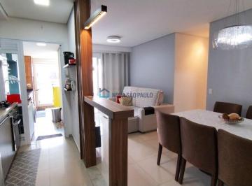 Apartamento · 70m² · 2 Quartos · 1 Vaga · Apartamento 2 dormitórios 1 suite e 1 vaga próximo ao metrô Praça da Árvore