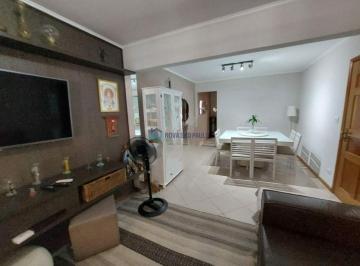 Casa · 226m² · 3 Quartos · 3 Vagas · Sobrado à venda em Mirandópolis, próximo ao metrô Praça da Árvore