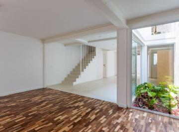 Casa · 147m² · 2 Quartos · 1 Vaga · O equilíbrio perfeito entre conforto e estilo; sobrado reformado na Vila Beatriz