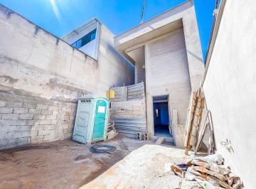 Casa · 171m² · 3 Quartos · 2 Vagas · Casa indenpendente à venda no bairro Manoel Corrêa