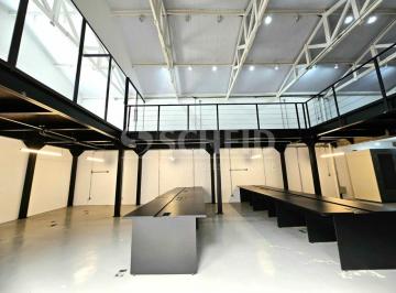 Casa · 350m² · 12 Quartos · 6 Vagas · Casa para uso comercial com 350m2 na Vila Madalena