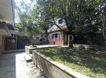 Casa · 321m² · 3 Quartos · 2 Vagas · Casa térrea c/ quintal e excelente espaço interno