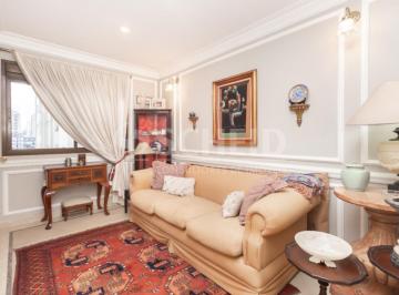 Apartamento · 128m² · 2 Quartos · 2 Vagas · Apartamento á Venda no Brooklin com 128m², 2 quartos sendo 1 suíte, 2 vagas.