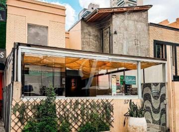 0025fa1b341421f01e88b640d616d4b4713105e5 · Casa Comercial à venda, 220 m², 2 vagas, ambientes reformados, Vilã Nova Conceição - próximo Hospita
