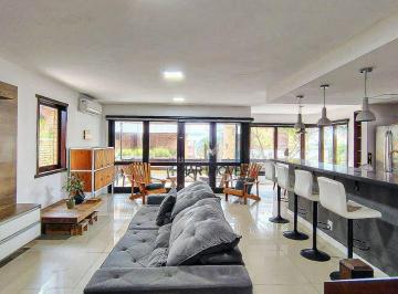 af15f170f511046c95a260357961472610c6b4ab · Casa Disponível para venda e locação na Praia da Enseada em Guarujá | Mar Imóveis Prime