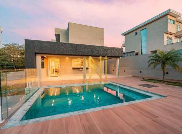 0d935bbae50b6a2a1868037742341982d43210ff · Casa com 3 dormitórios à venda, 289 m² por R$ 2.570.000,00 - Suru - Santana de Parnaíba/SP