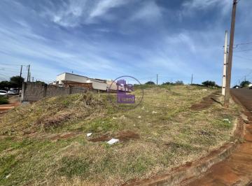 Terreno · 628m² · 02 Lotes a venda - localizacao privilegiada - ambos com tres frentes - Valor R$ 400 mil cada Lote.