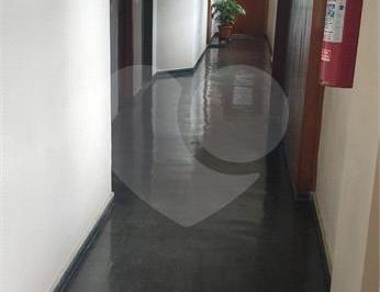 Comercial · 87m² · 1 Vaga · Salas à venda em Boqueirão - SP