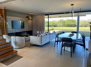 Casa · 368m² · 4 Quartos · 2 Vagas · Casa mobiliada e decorada no Reserva das Águas em Torres RS