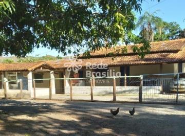 Rural · 400m² · 3 Quartos · 2 Vagas · BR-251 - Fazenda à venda, 90 hectares, sentido Unaí/Brasília