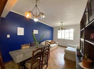 085129b23a50c25d8d41dc0b1585cc930ee32d29 · À venda | 85 m², 3 quartos, Vista Mar e 1 vaga de garagem – Próximo à Ponte Hercílio Luz, no Centro.