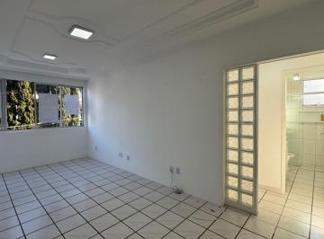 f32bb3ed339649f5ed9bd4ff5793a8e843f32fe0 · À venda | 88 m², Semi mobiliado, 3 quartos e 1 vaga - Centro, em Florianópolis.
