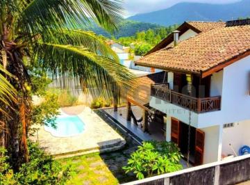 139aadab09286ba2724bda74c275ecce6cf4a438 · Casa 4 Dormitórios com Piscina Próximo a Praia, Capricórnio, Caraguatatuba SP