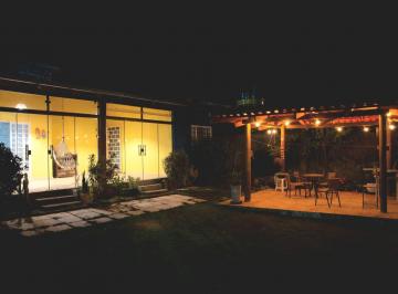 Casa de 2 quartos, Alto Paraíso de Goiás · BAIXOU O PREÇO - VENDO EXCELENTE CASA LOTE 887M2, 2 QUARTOS COM SUITES, ALTO PARAÍSO DE GOIAS