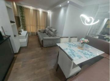 Apartamento · 61m² · 2 Quartos · 1 Vaga · Lindo apartamento de 2 quartos Ed. Flex Gama, sendo uma suíte.