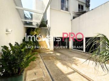 Casa · 300m² · 4 Quartos · 2 Vagas · Casa impecável em Moema