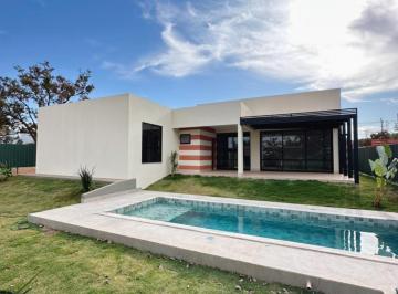 Casa de 4 quartos, Brasília · Vendo casa nova e moderna no Condomínio Estância Quintas da Alvorada!