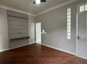 Casa · 168m² · 3 Quartos · 2 Vagas · Sobrado à venda no Vila Mathias em Santos.