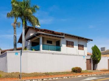 Casa · 348m² · 3 Quartos · 3 Vagas · Sobrado no Bairro Cidade Jardim