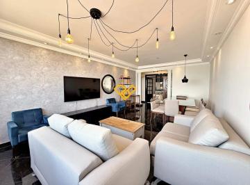 Sala · Apartamento com Vista Panorâmica para o Mar e 3 Dormitórios – Santos/SP