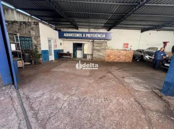 Comercial · 278m² · 2 Vagas · Galpão disponível para locação e venda no bairro Jardim Patricia em Uberlândia-MG