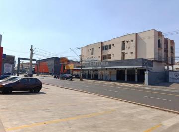 Comercial · 115m² · 4 Vagas · Salão comercial para locação localizado no Parque Industrial.