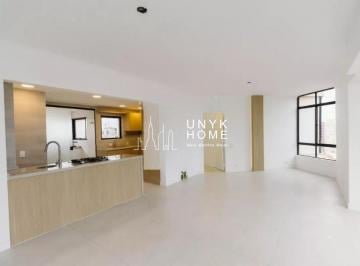 Apartamento · 110m² · 3 Quartos · 2 Vagas · Apartamento reformado próximo à PUC