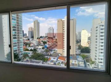 Apartamento · 74m² · 2 Quartos · 1 Vaga · Apartamento reformado próximo ao metro.