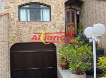 Casa · 234m² · 3 Quartos · 5 Vagas · Casa a Venda na Vila Franci em SP